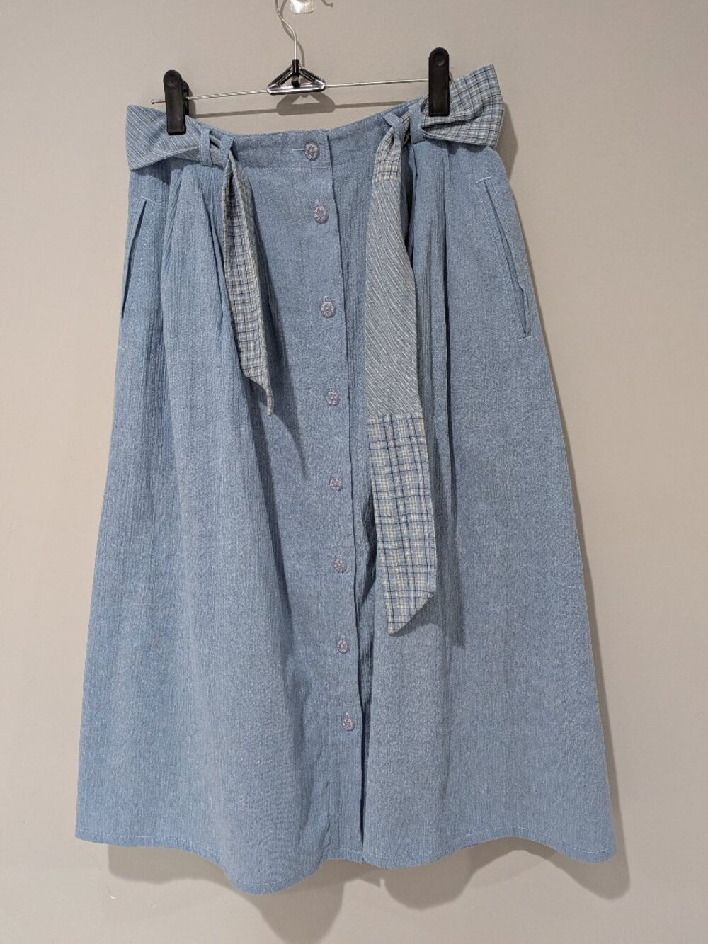 Vintage Napa Valley Petites Blue Button Front Midi Skirt with Pockets & Belt